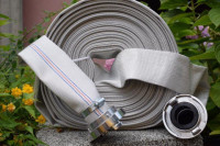 VATROGASNO CRIJEVO 2 COLA 20 METARA S METALNIM NASTAVCIMA - NOVO!