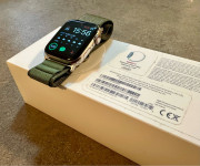 Apple watch 5, 44mm, stainless steel case