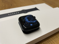 Apple Watch Series 8 45mm GPS u midnight boja