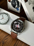 Samsung Galaxy Watch 4 Classic 42mm - Kao nov - puno opreme