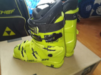 Fisher pancerice Race RC4 70, 23.5