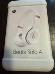 Beats Solo 4 cloud pink slušalice