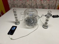 Harman kardon Soundsticks II - lagano oštećeni, ali zvuče dobro