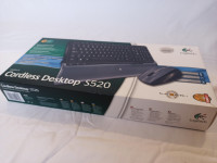 Bežična tipkovnica i miš Logitech