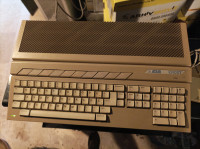 Vintage računalo Atari 1040stf