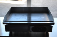 Električni roštilj-glatka ploča -pultni 550mmx430mmx240mm,R-1,dostava