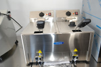 MAXIMA pultna friteza elekt. 2x8L sa ispustima za ulje,R-1,garancija