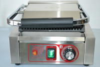 Toster kontakt-gril BEEKETAL 305x305x210mm,R-1 račun