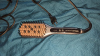 Remington Straight Brush CB7480 četka za ravnanje kose