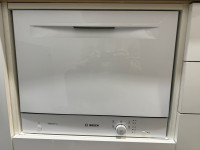 Bosch perilica posuđa kompaktna, 55cm, Silence Plus, samostojeća