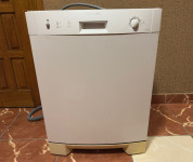 Perilica posuđa Electrolux, vrlo uščuvana