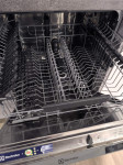 RABLJENA Electrolux perilica posuđa ESL5325LO