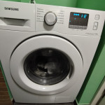 Prodajem perilicu rublja Samsung (6 kg)