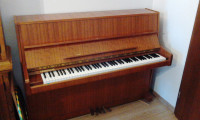 Pianino Legnica