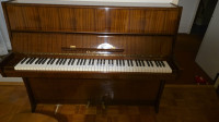Pianino Petrof