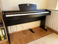 Yamaha Clavinova CLP - 115