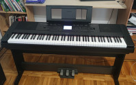 Yamaha DGX-660 digitalni piano crni