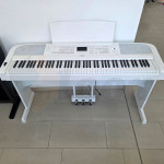 Yamaha DGX-670 digitalni pijanino  (do 36 rata, GARANCIJA, dostava)