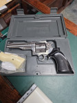 REVOLVER RUGER 44 MAG.
