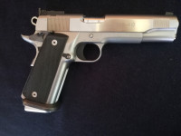 Sportski pištolj "Para Ordnance" P16-.40 , kalibar .40 SW, stainless