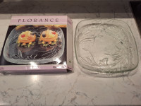 Staklena tacna za kolače 28x28 cm