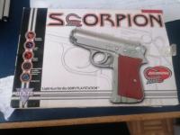 Sony playstation 1 skorpion pištolj