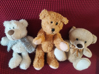 igračke tri medvjeda u jednom lotu