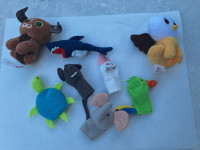 LOT plišanih životinja za predstavu na prst i 3 plišane igračke
