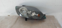 1083-VW GOLF 5 PLUS PREDNJI DESNI FAR / LAMPA
