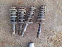 komplet amortizeri hyundai accent 2003g.