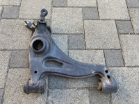 Mercedes w202 C klasa prednja desna donja vilica, original, nova