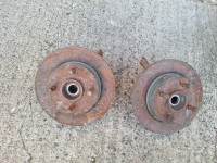 nissan micra 1.0i 97g. prednje glavcine s dobril ležajima i diskovima