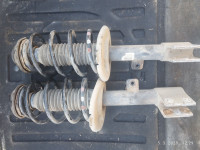 Peugeot 308 1.4 vti 2009 prednji amortizeri i opruge