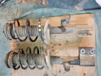 Peugeot 308 SW 1.6 hdi 2009 prednji amortizeri i opruge