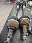 Poluosovina Ljeva I Desna Peugeot 3008 2022g automatik 9840014380