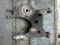 Range Rover Sport zadnja donja vilica