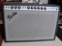 Fender Deluxe reverb silverface 1977