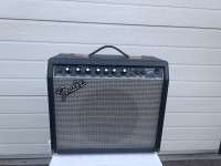 Gitarsko pojačalo FENDER Frontman25 R