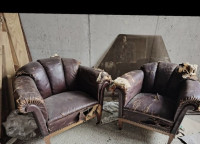 Poklanjam par chesterfield fotelja