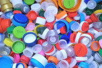 Poklanjam plastične čepove