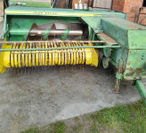 Balirka za kockaste bale Johndeere346