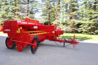 Balirka za kockaste bale UNIA KOSTKA Z511