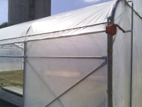 Bočno prozračivanje za plastenike