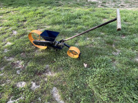 Jednoredna  ručna sijačica za povrće