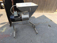 Mašina za mljevenje bobičastog voća inox