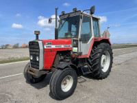 Massey Ferguson 690