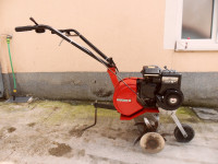 Motorna kopačica BENASSI