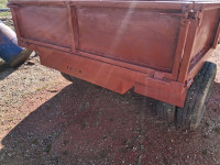 TRAKTORSKA PRIKOLICA 3.10 X 1.80m