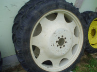 Uski kotači traktorski za New Holand