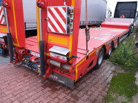 Niskopodna poluprikolica labudica Ozsan.